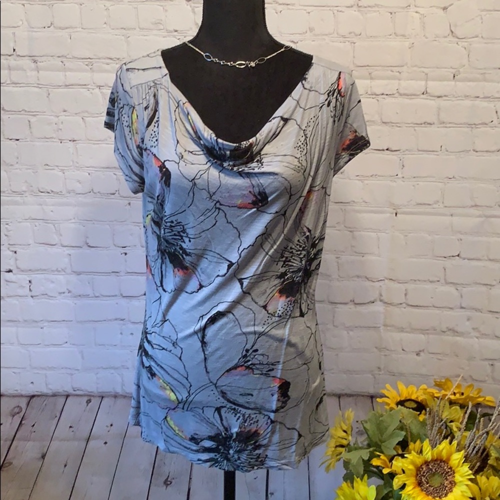 Women’s shirt